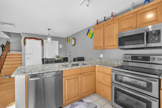$335,000 | 1947 Stratford Way, West Palm Beach, FL 33409