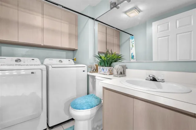 $335,000 | 1947 Stratford Way, West Palm Beach, FL 33409