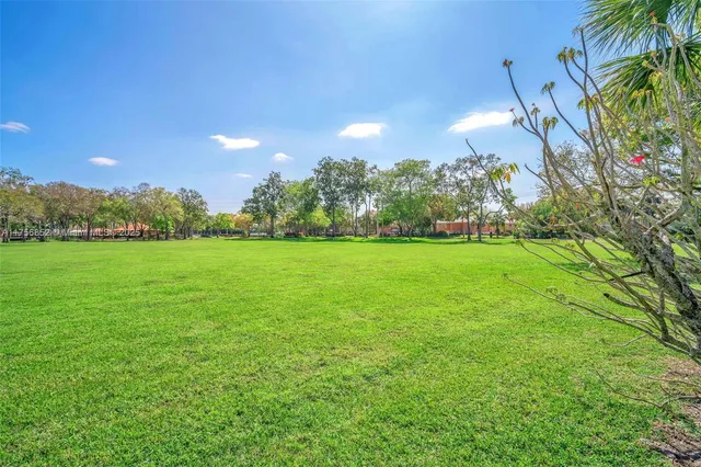 $335,000 | 1947 Stratford Way, West Palm Beach, FL 33409