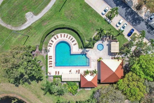 $335,000 | 1947 Stratford Way, West Palm Beach, FL 33409