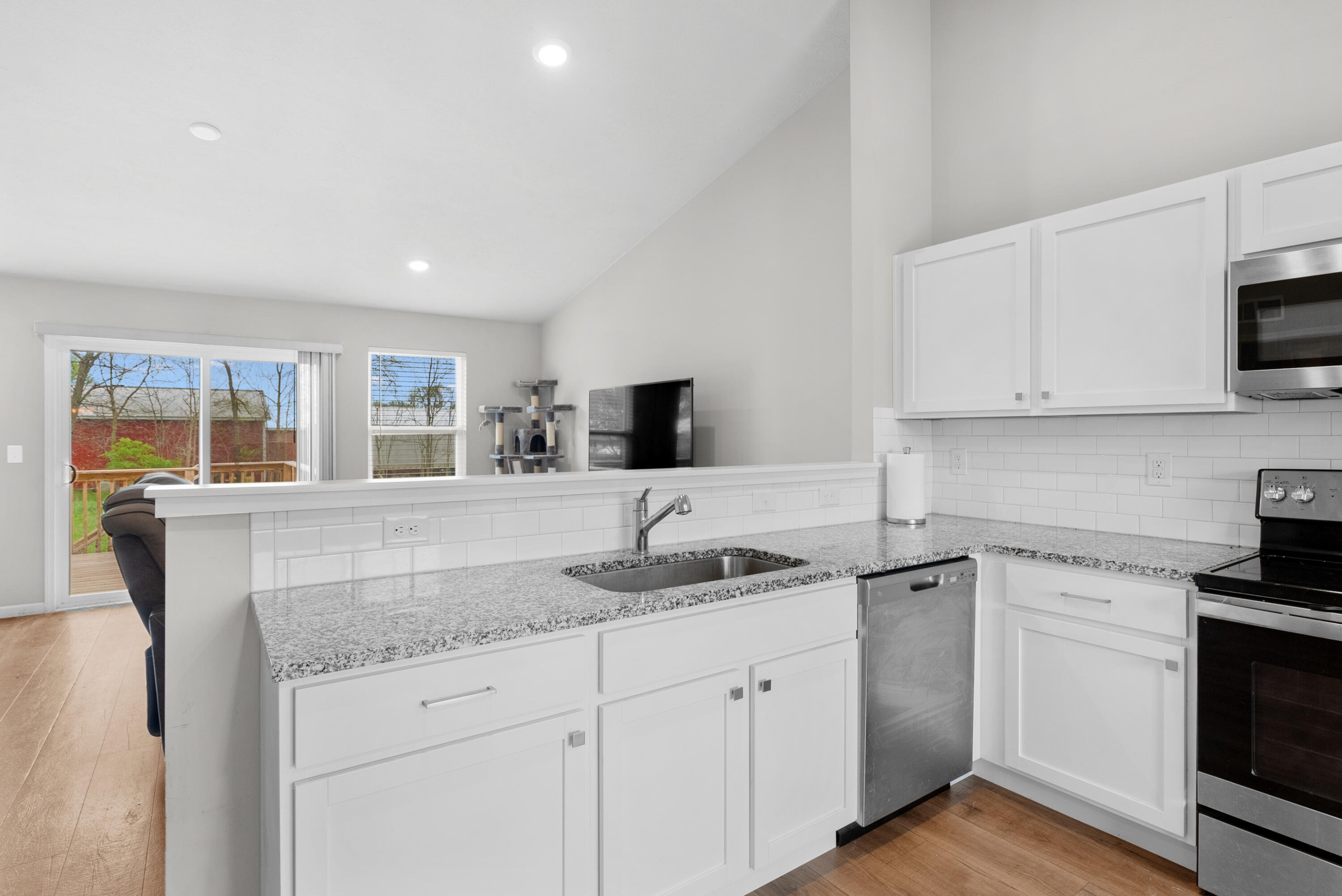 58727 Pond View Lane Three Rivers, MI 49093 - Photo 6 of 55 Pond View Ln 58727 Three Rivers 49093-6