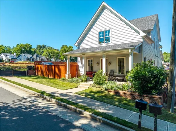 $965,000 | 190 Chestnut Street, Ball Ground, GA 30107