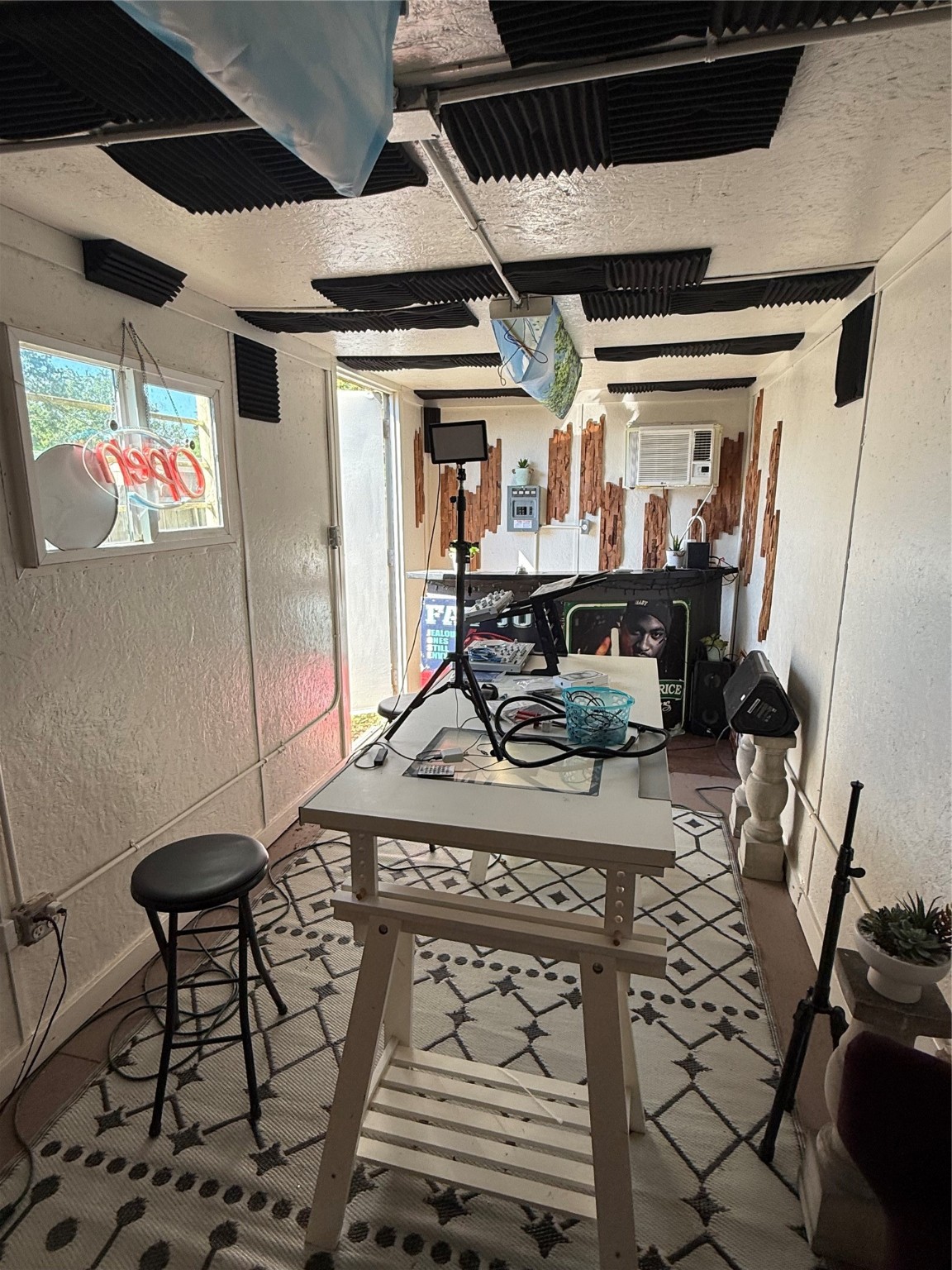 9838 Fillmore Street Houston, TX 77029 - Photo 6 of 9 a view of a storage & utility room