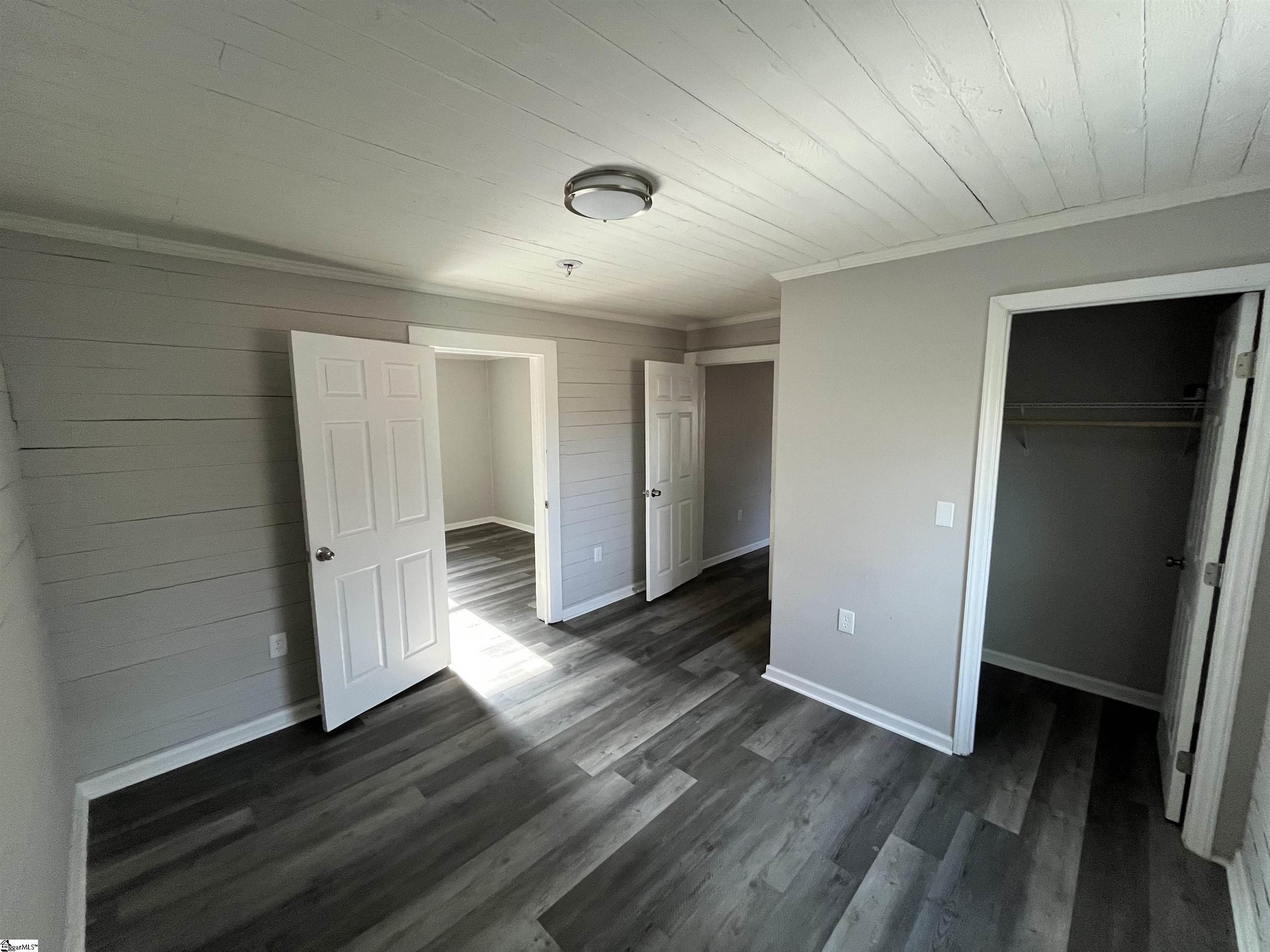 213 Law Street Woodruff, SC 29388 - Photo 9 of 19