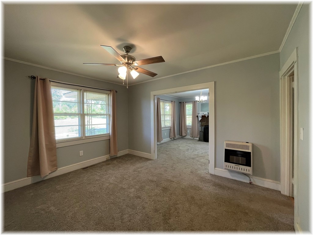 909 West South 4th Street Seneca, SC 29678 - Photo 12 of 31