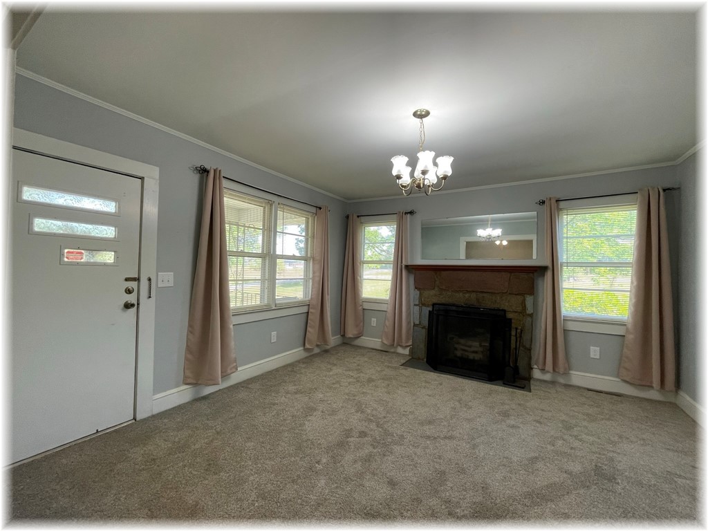909 West South 4th Street Seneca, SC 29678 - Photo 13 of 31