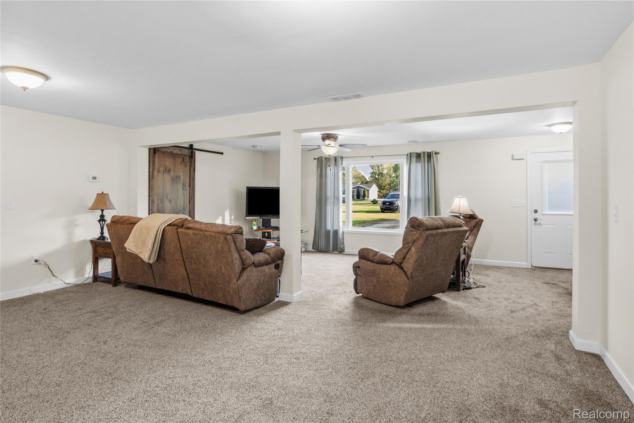 9448 McAfee Road Montrose, MI 48457 - Photo 9 of 31 9_hdr11.jpg