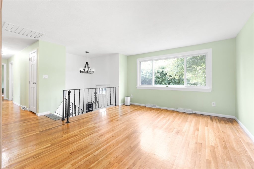 4 Charles River Road Medway, MA 02053 - Photo 3 of 19 Gallery Image 3