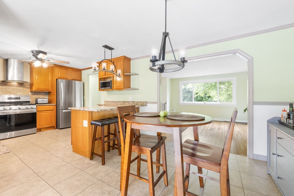 4 Charles River Road Medway, MA 02053 - Photo 7 of 19 Gallery Image 7
