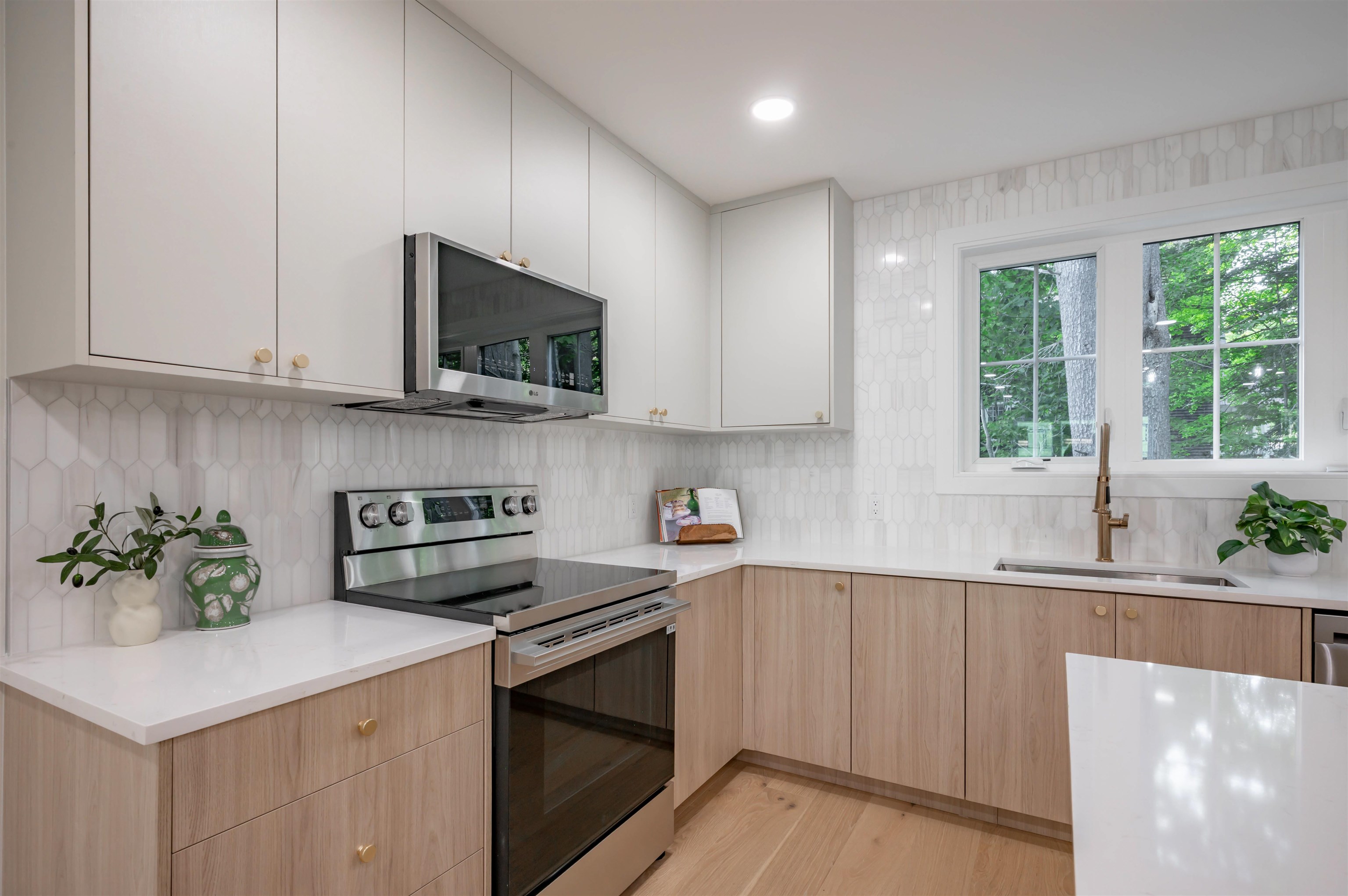 27 Prospect Hill Road, Unit 10 Sunapee, NH 03782 - Photo 16 of 39 Gallery Image 16