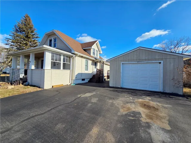 $199,900 | 160 McCauley Avenue, Horseheads, NY 14903