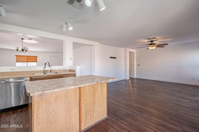 $400,000 | 1202 West Central Avenue, Coolidge, AZ 85128