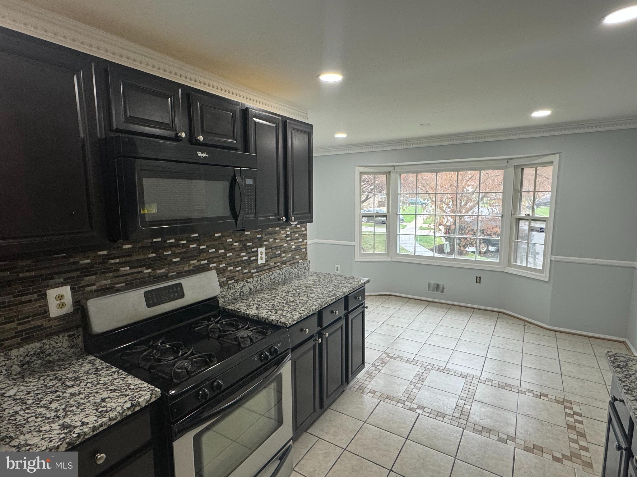 11721 Butlers Branch Road Clinton, MD 20735 - Photo 11 of 31 Kitchen