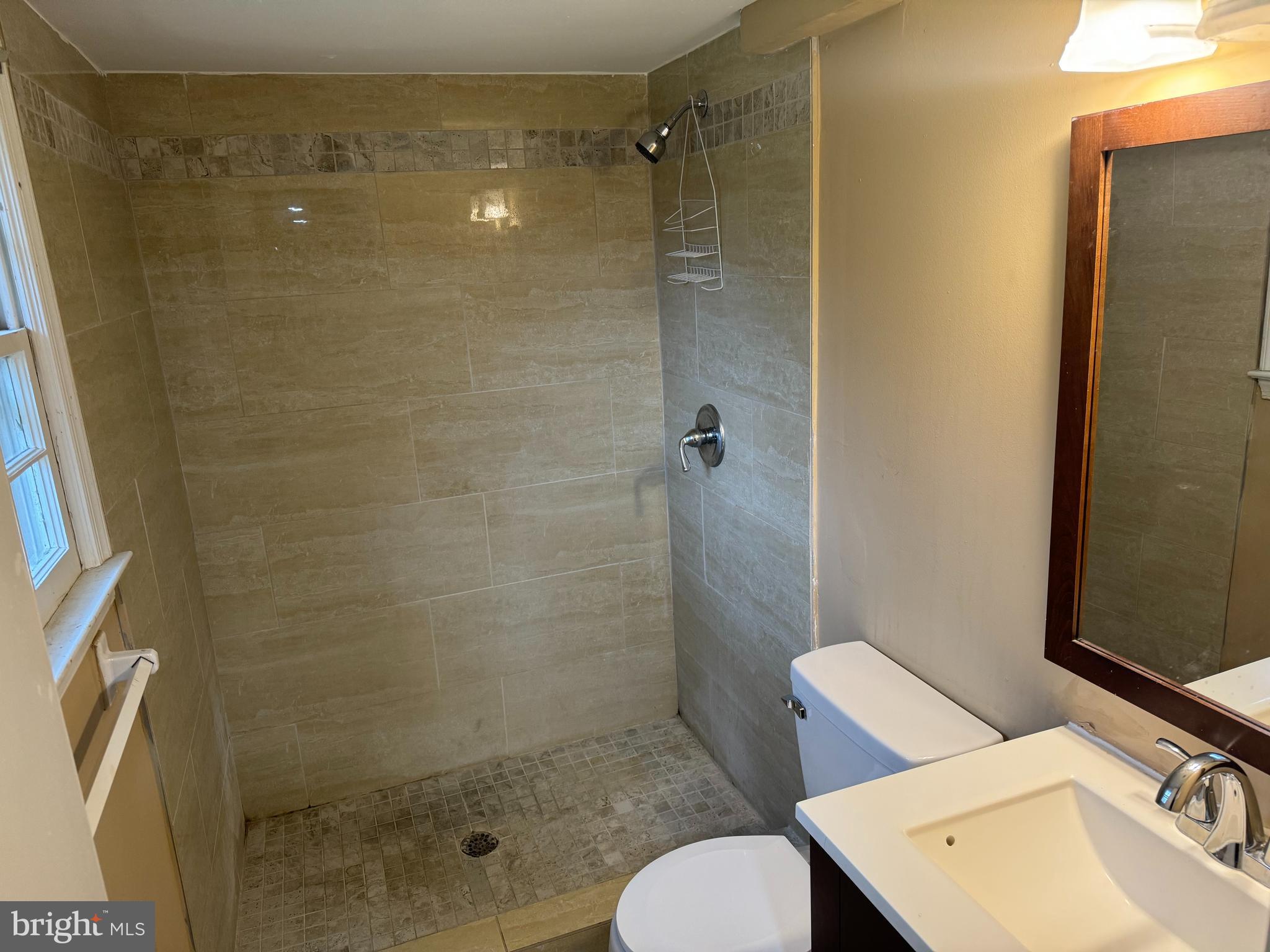11721 Butlers Branch Road Clinton, MD 20735 - Photo 25 of 31 Basement Bath