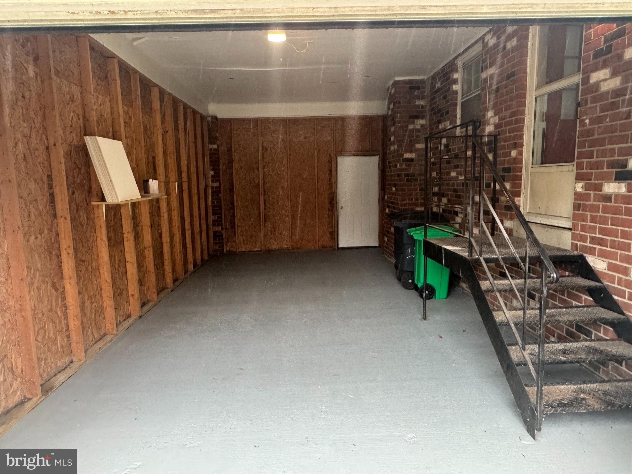 11721 Butlers Branch Road Clinton, MD 20735 - Photo 31 of 31 Garage