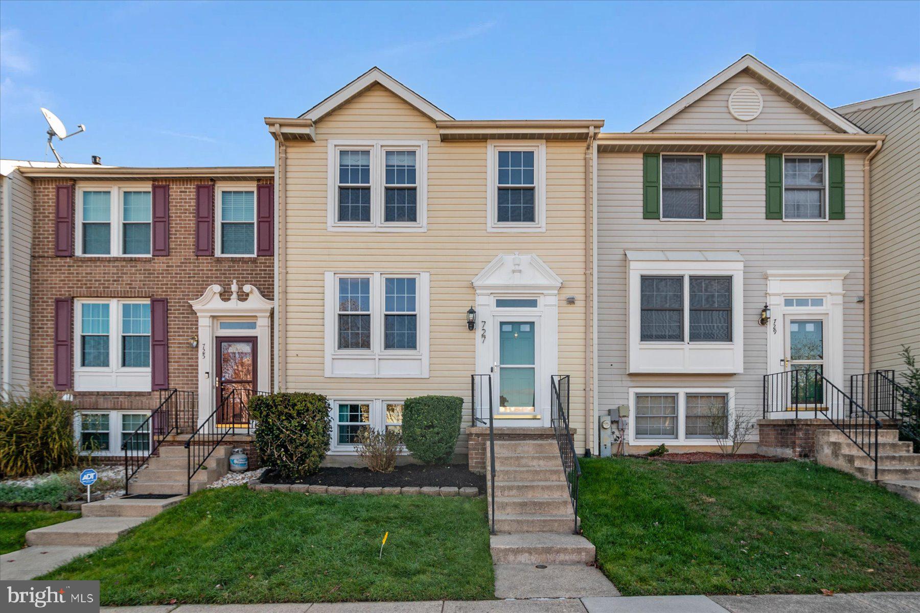 727 Dayspring Drive Odenton, MD 21113 - Photo 38 of 44 a front view of a house with garden