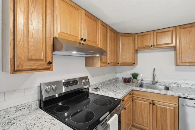 $317,000 | 4616 North Hawthorne Street, Spokane, WA 99205