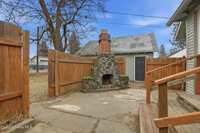 $317,000 | 4616 North Hawthorne Street, Spokane, WA 99205