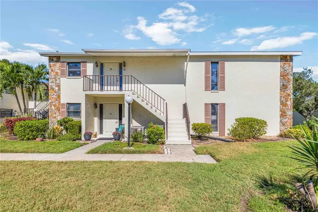 $219,000 | 5400 34th Street West, Unit 1A, Bradenton, FL 34210