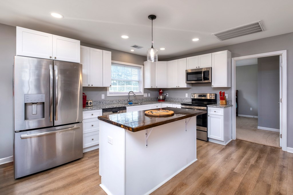 2773 Kolb Road Sumter, SC 29154 - Photo 7 of 32 Gallery Image 7