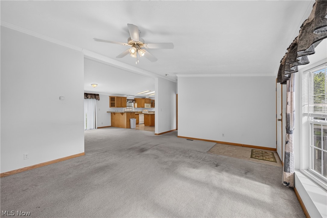 668 Woodlawn Road Chardon, OH 44024 - Photo 5 of 29