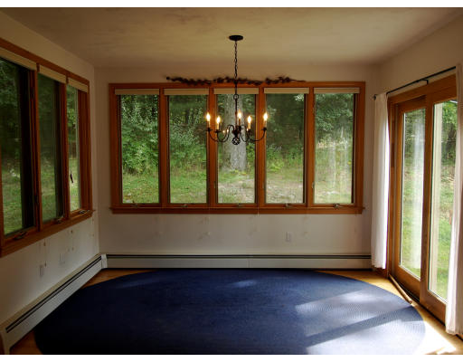 95 Sampson Road Bolton, MA 01740 - Photo 5 of 9