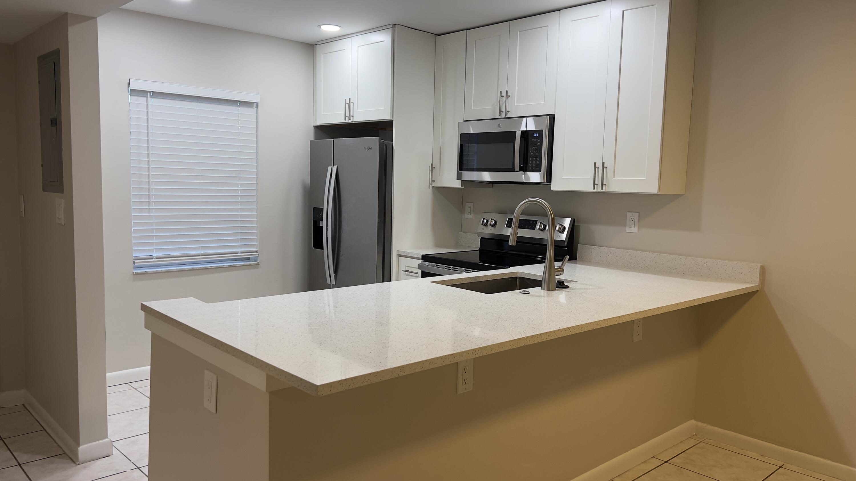 9374 Southwest 3rd Street, Unit 724 Boca Raton, FL 33428 - Photo 6 of 21 IMG_3741