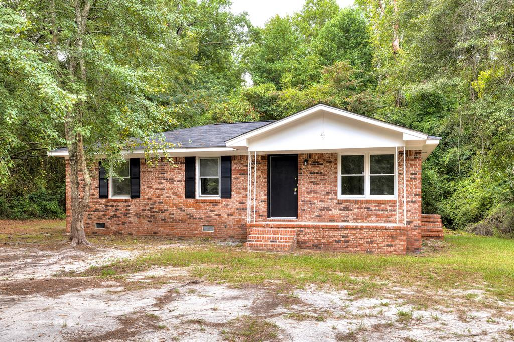 4 Pineneedle Court Sumter, SC 29150 - Photo 1 of 17 Gallery Image 1