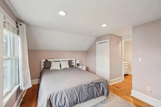 $285,000 | 1559 Almond Avenue, St. Paul, MN 55108