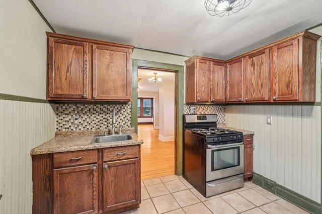 $285,000 | 1559 Almond Avenue, St. Paul, MN 55108