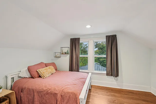 $285,000 | 1559 Almond Avenue, St. Paul, MN 55108