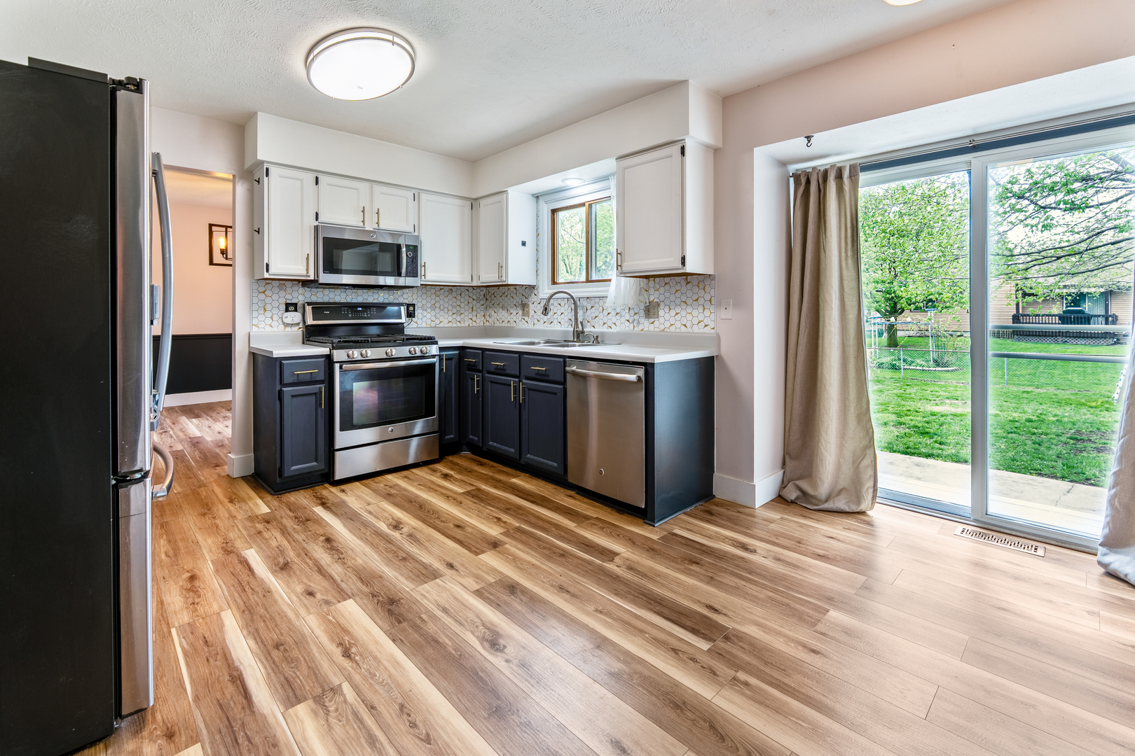 105 Colchester Drive Normal, IL 61761 - Photo 19 of 54