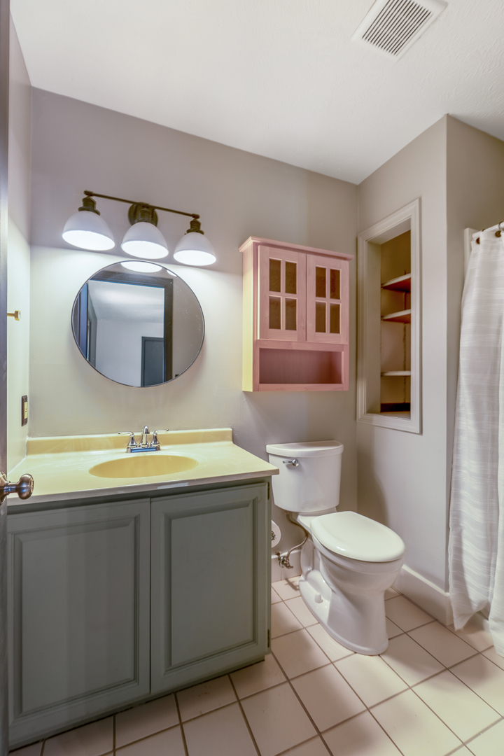 105 Colchester Drive Normal, IL 61761 - Photo 35 of 54