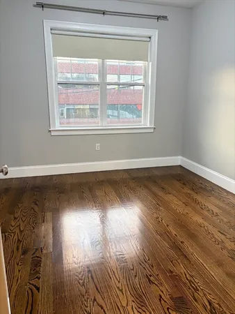 $2,800 | 3 Saco Street, Unit 3, Newton, MA 02464