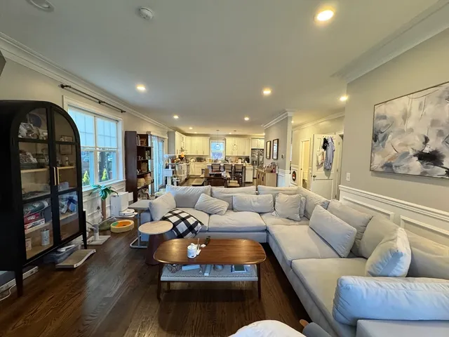 $2,800 | 3 Saco Street, Unit 3, Newton, MA 02464