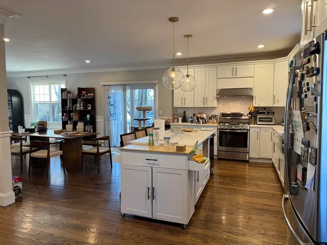 $2,800 | 3 Saco Street, Unit 3, Newton, MA 02464