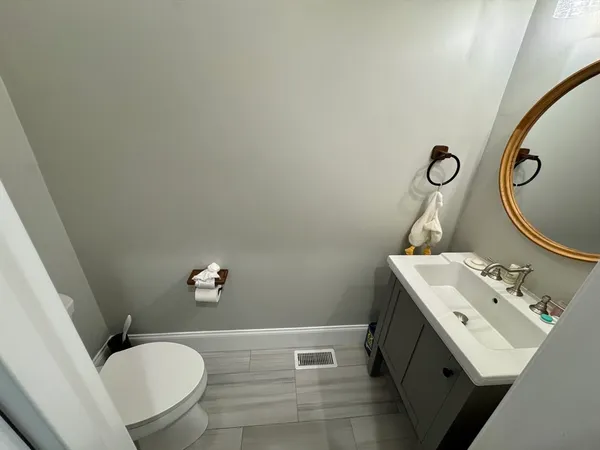 $2,800 | 3 Saco Street, Unit 3, Newton, MA 02464