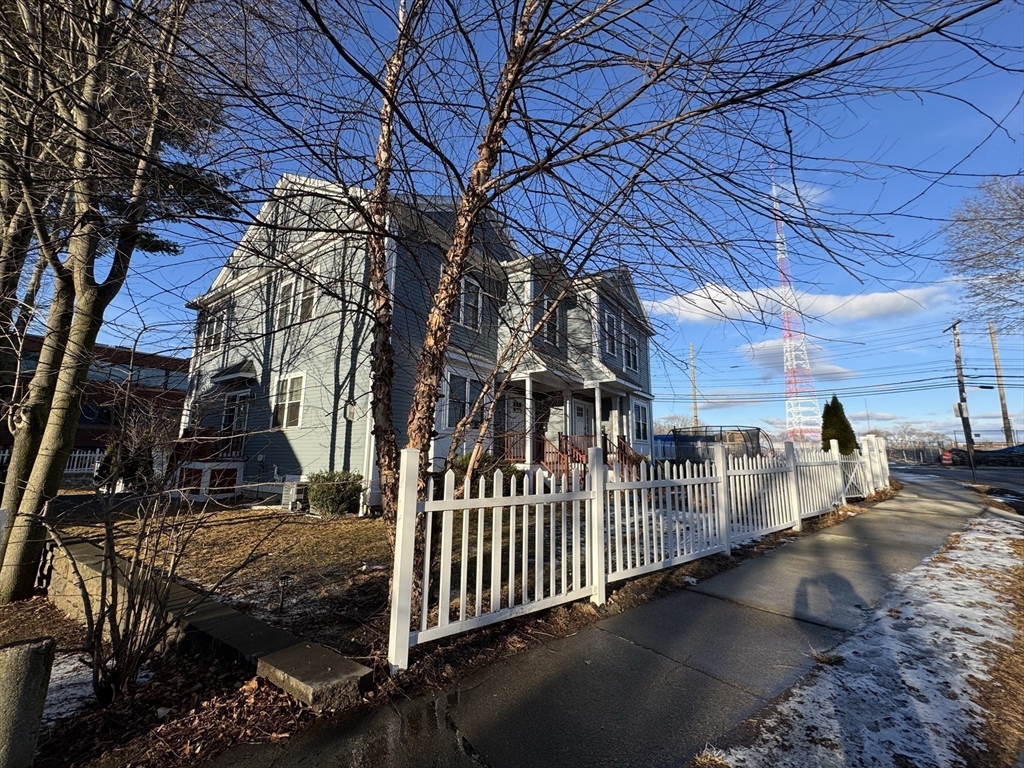 3 Saco Street, Unit 3 Newton, MA 02464 - Photo 38 of 41