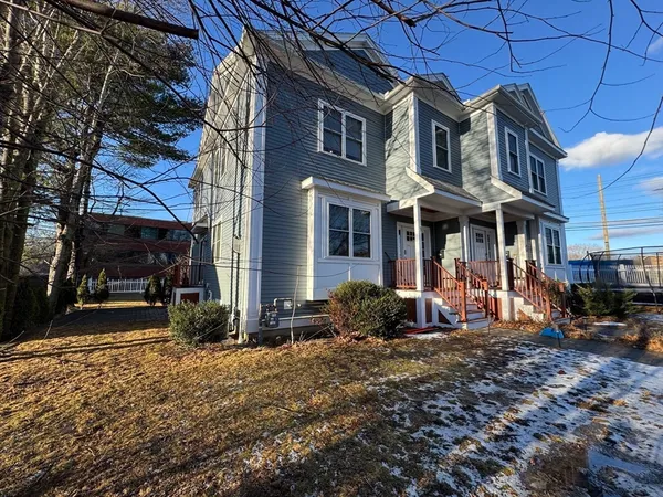 $2,800 | 3 Saco Street, Unit 3, Newton, MA 02464