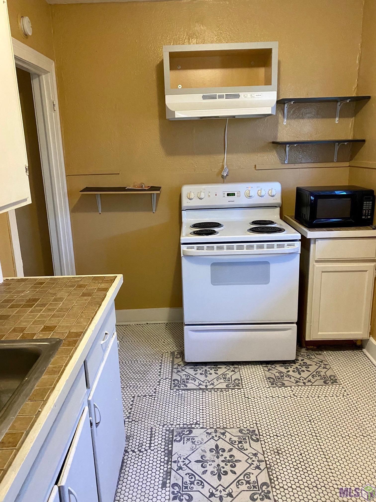 936 Howard Street Baton Rouge, LA 70802 - Photo 6 of 9 Kitchen
