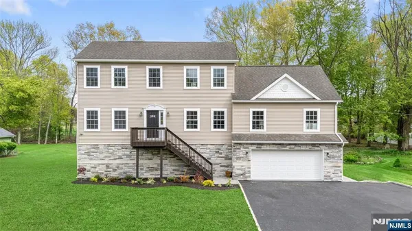 $6,800 | 128 Big Piece Road, Fairfield, NJ 07004