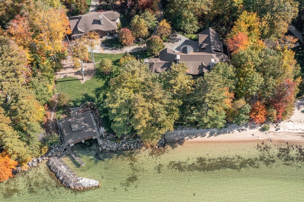 14 Point Beach Lane Alton, NH 03809 - Photo 9 of 40