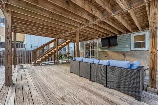 $495,000 | 328 Summit Drive, Destin, FL 32541