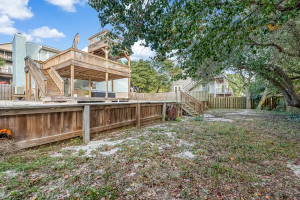 $495,000 | 328 Summit Drive, Destin, FL 32541