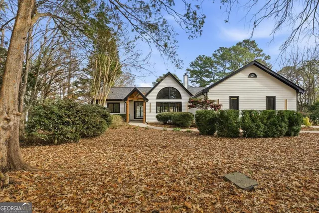 $2,800,000 | 90 Bradford Drive, Eatonton, GA 31024