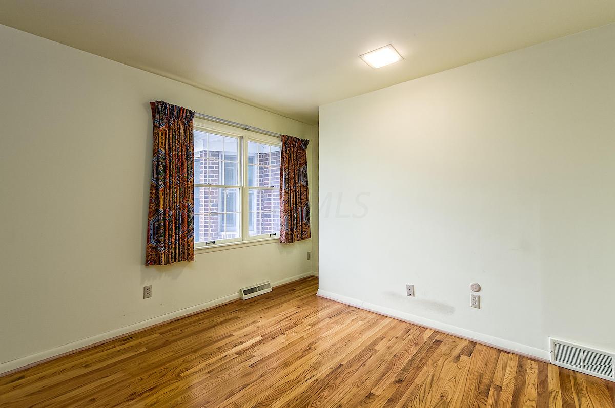 2372 Lytham Road Columbus, OH 43220 - Photo 26 of 62