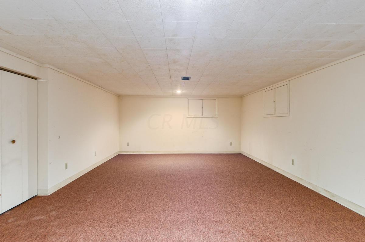 2372 Lytham Road Columbus, OH 43220 - Photo 39 of 62
