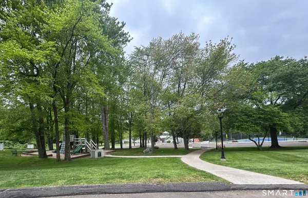 $310,000 | 614 Longfellow Drive, Unit 614, Branford, CT 06405