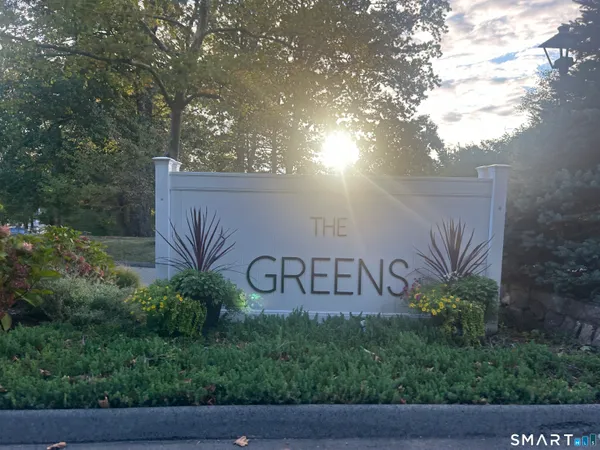 $310,000 | 614 Longfellow Drive, Unit 614, Branford, CT 06405