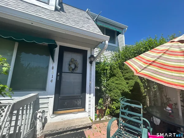 $310,000 | 614 Longfellow Drive, Unit 614, Branford, CT 06405